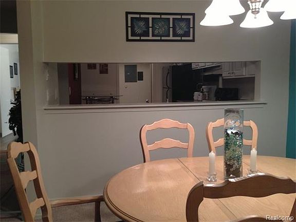 5th image of 2620 Greenstone Blvd