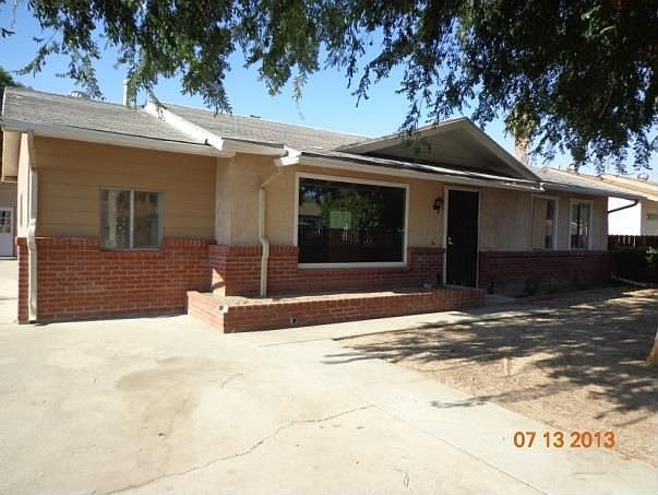 1st image of 40550 Clark Dr