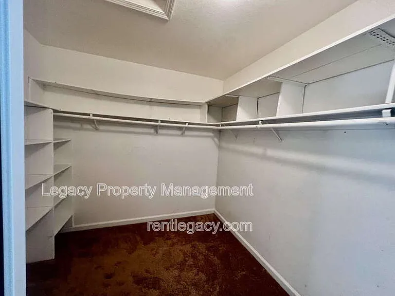 2750 Parkview Ter — Photo 23