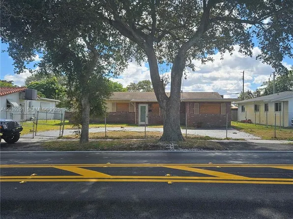 4506 Taft St, Hollywood, FL 33021