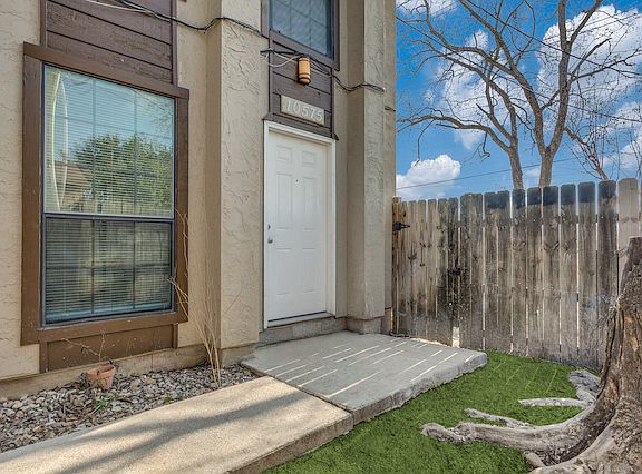 2nd image of 10575 Starcrest Dr