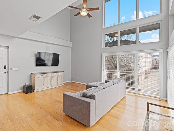 2nd image of 3623 Warp St