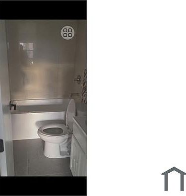 2nd image of 3560 Carlisle Pl #3A