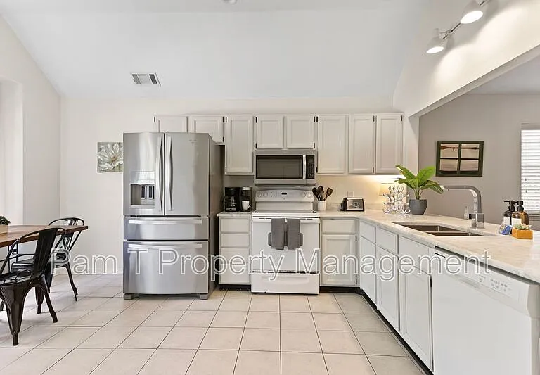 522 Oemler Loop — Photo 4