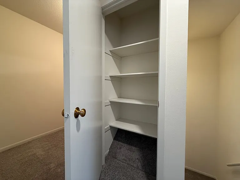 Wingra West Apartments — Photo 56