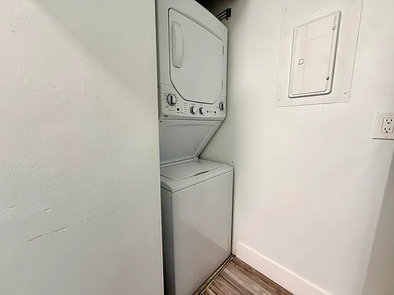 616 Sea Pine Way #C3 — Photo 4