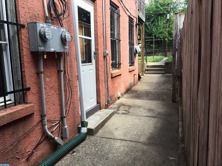 2nd image of 635 N 10th St