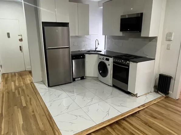 1719 E 8th St APT 1R, Brooklyn, NY 11223