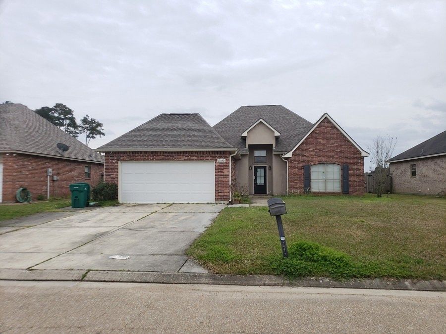 1st image of 26376 Poplar Glen Dr