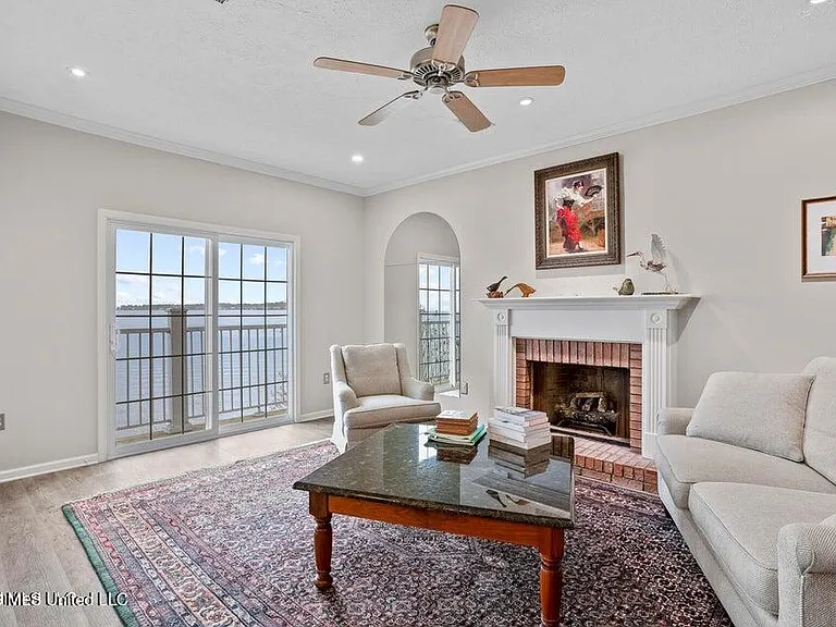 74 Lake Barnett Dr — Photo 5