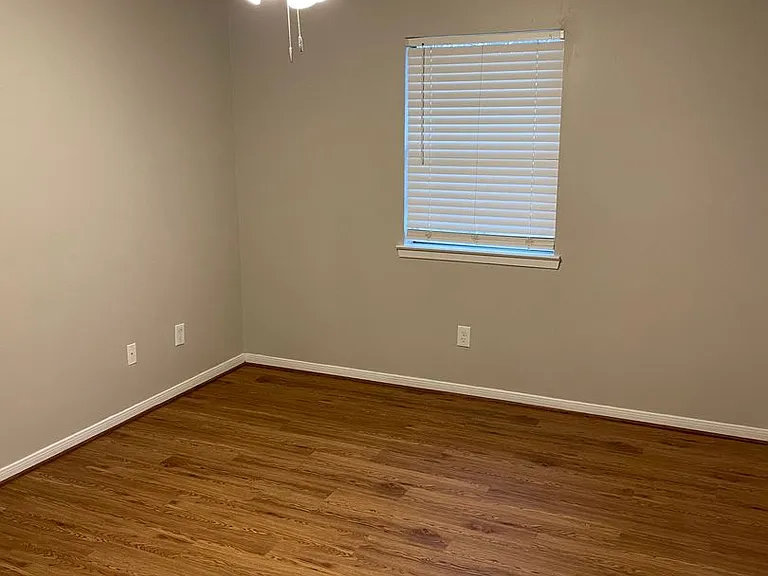 809 San Saba Dr — Photo 16