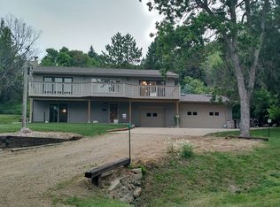 144 Russell Rd, Yankton, SD 57078