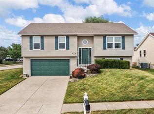 48 Woodwind Ct, Wentzville, MO 63385