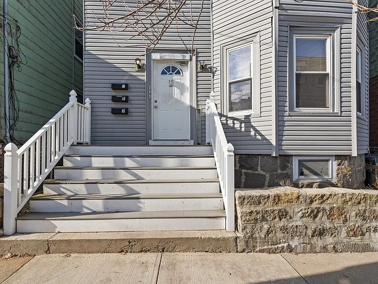 15 Newport St #1 — Photo 12
