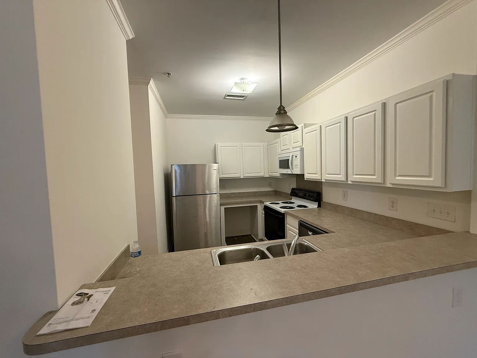 2 bed, 1220 sqft, $1,995 — Photo 3