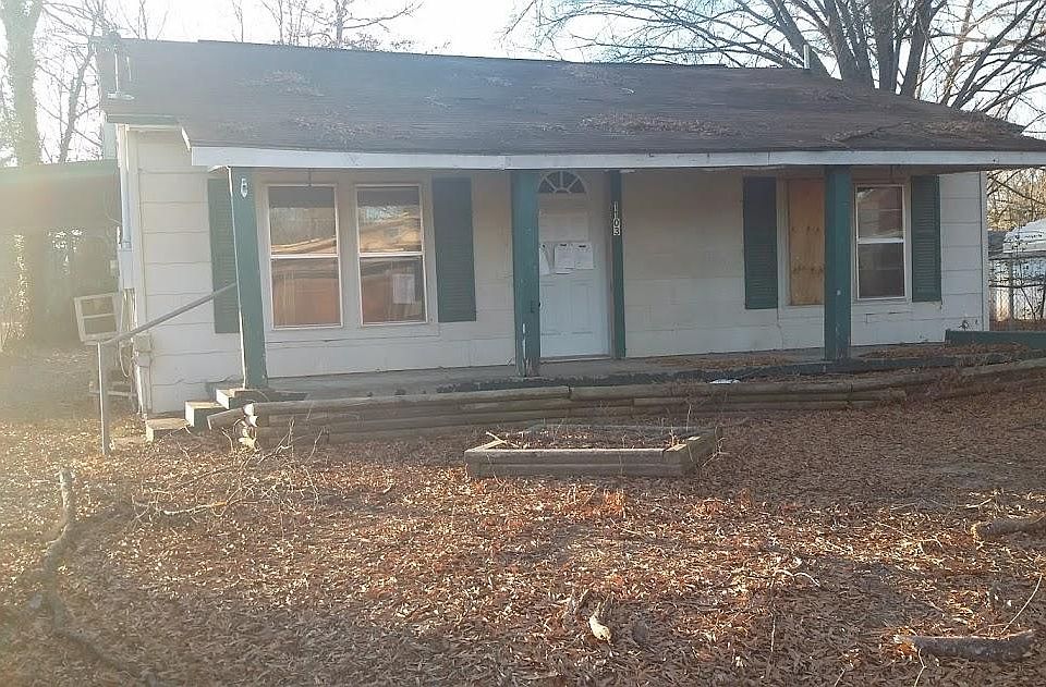 1st image of 1103 N Jackson St