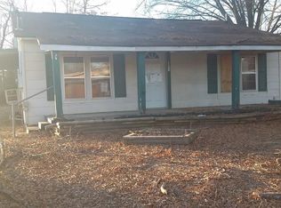 1103 N Jackson St, Clarksville, AR 72830