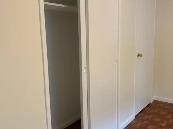 3326 Palisade Avenue image 6 of 12