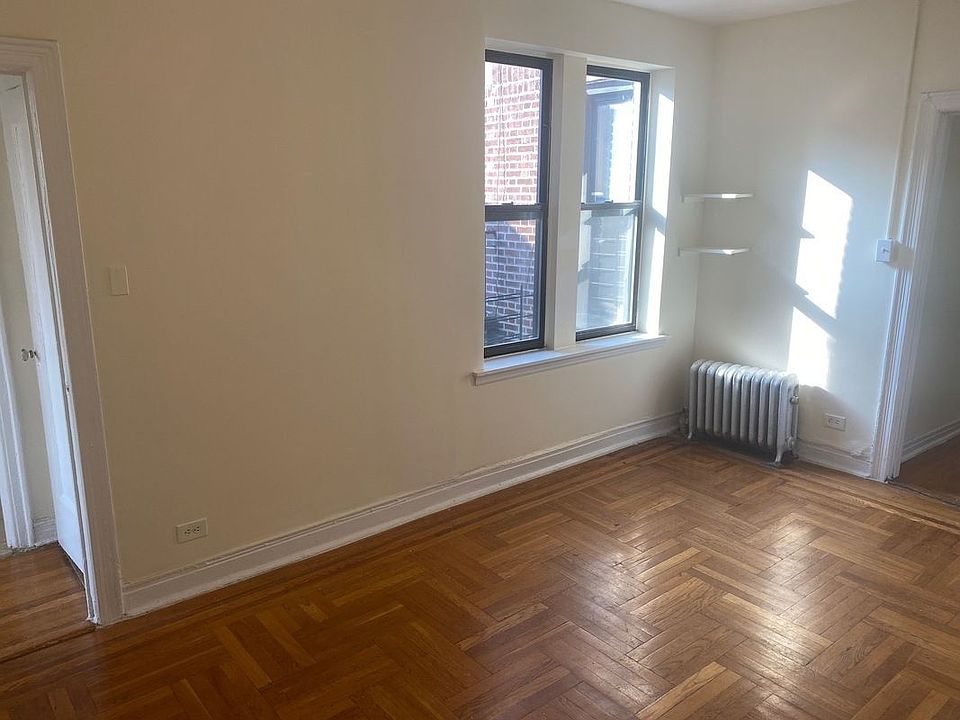 2nd image of 1207 49th St #D2
