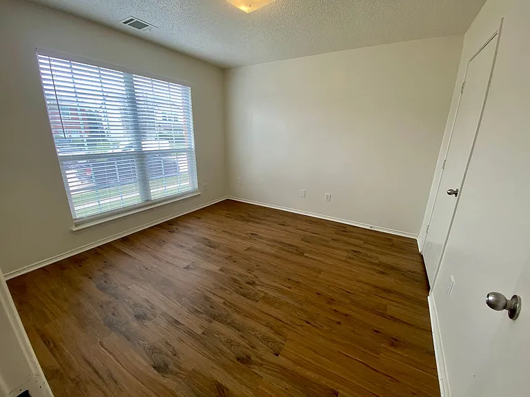 737 Eldorado Dr — Photo 10