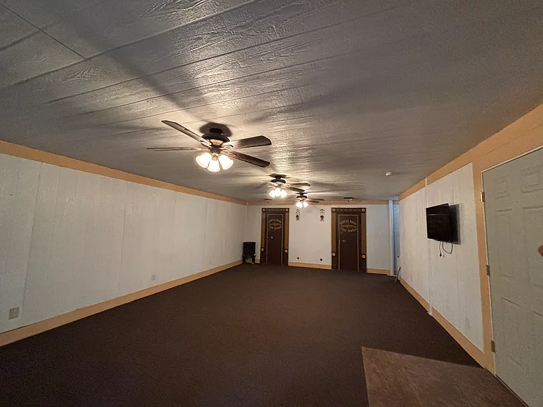 213 Chase Creek St #1 — Photo 8