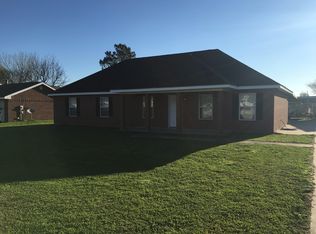 6713 Sun Meadow Ln, Lake Charles, LA 70605