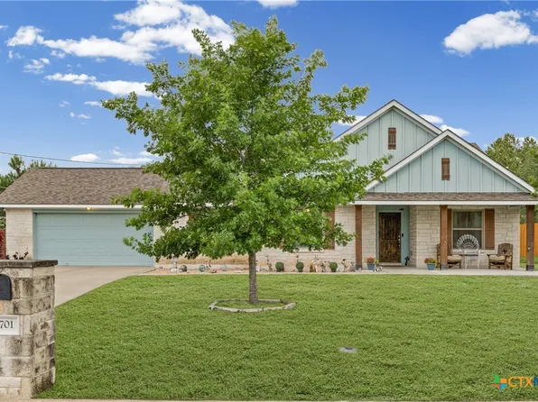 1701 Meadow Ln, Lockhart, TX 78644