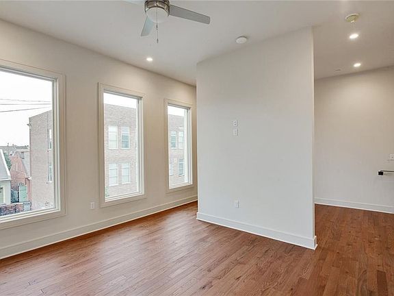 5th image of 818 Dauphine St Townhouse 101
