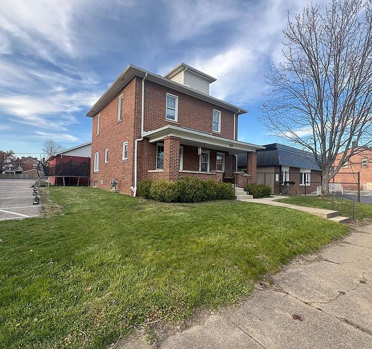 1st image of 115 W Main St