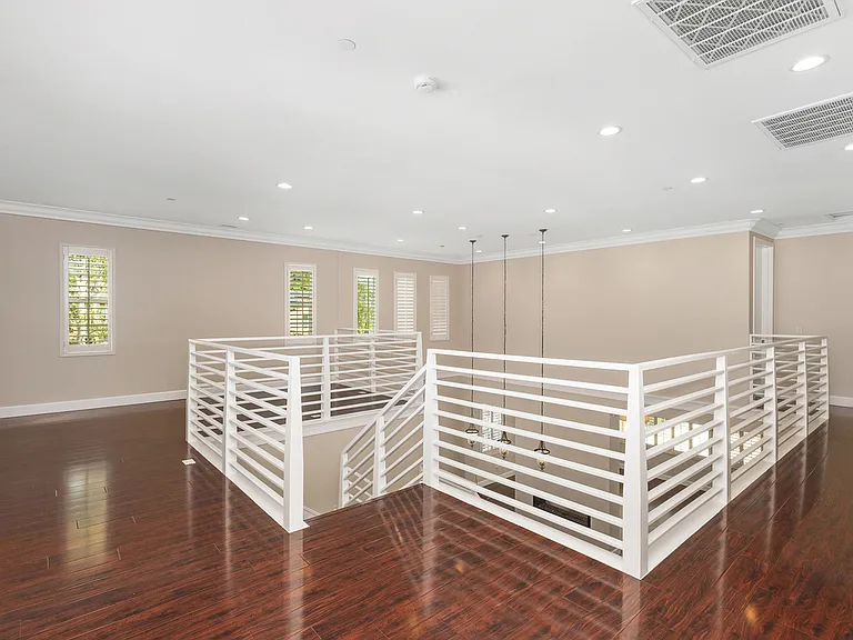 2854 Alamitos Rd — Photo 20