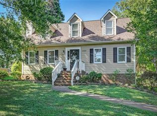 1025 Kingstree Ridge Dr, Winston Salem, NC 27127