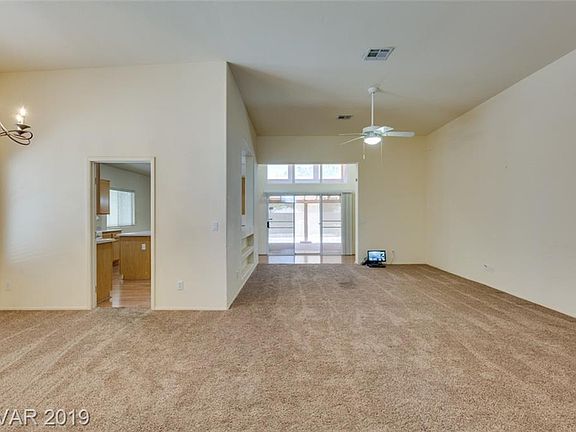 5th image of 8007 Glistening Glen Ave