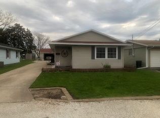 422 Ohio St, Westville, IL
