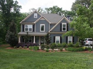 5261 Smoke House Ct, Gainesville, GA 30507