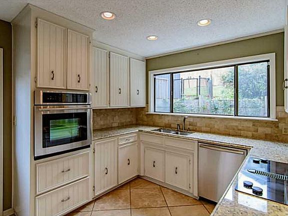 4th image of 3859 Betty Virginia Cir