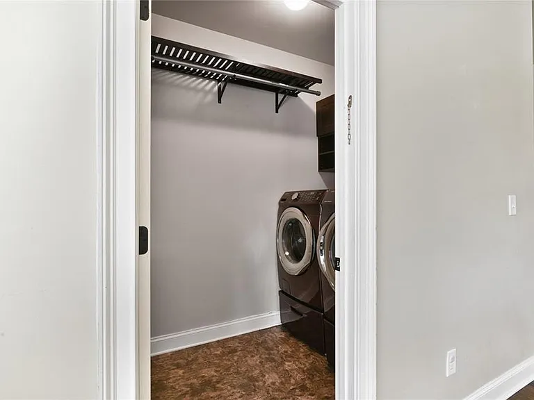 4530 Fernbrook Pl — Photo 20