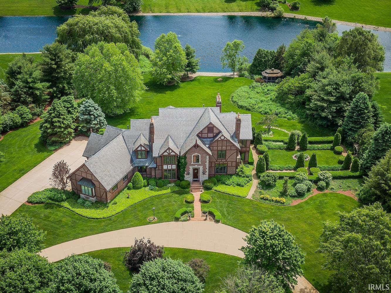 51116 Shamrock Hills Ct, Granger, IN 46530 | Zillow