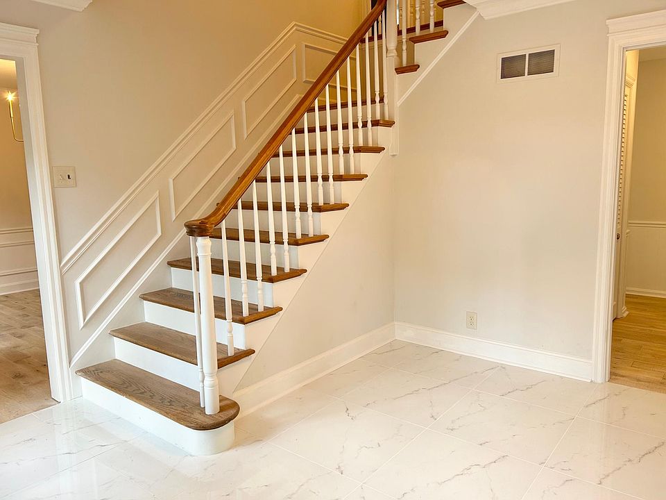 (Undisclosed Address), Ladue, MO 63124 Zillow