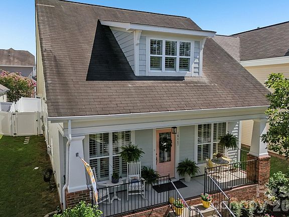 5th image of 16447 Leavitt Ln