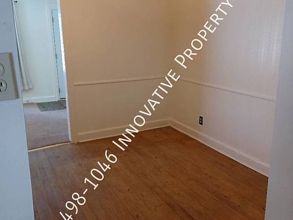 4th image of 1097 N Bridge St #1