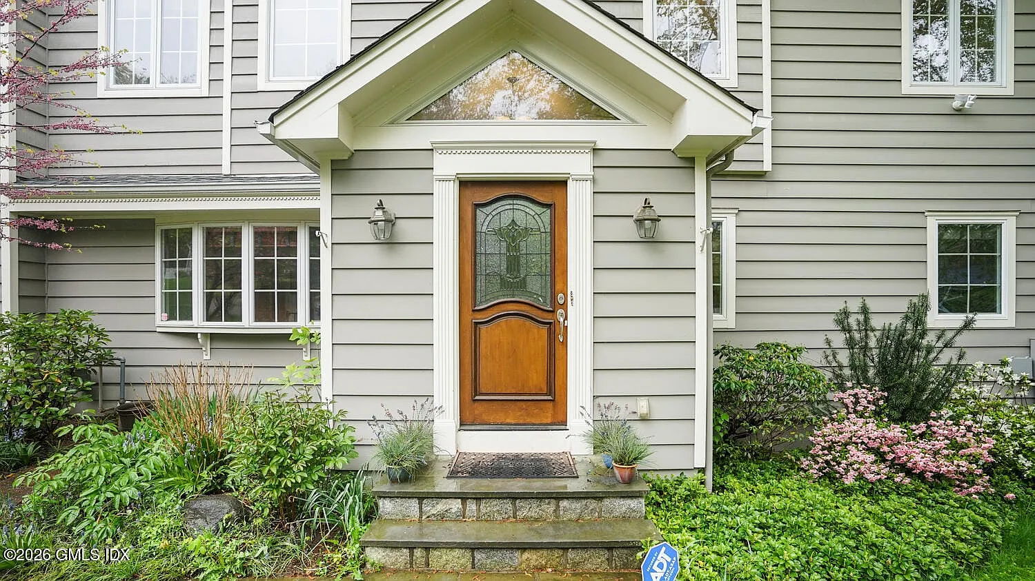 5 bed, 6.5 bath, 3478 sqft, $10,950 — Photo 2