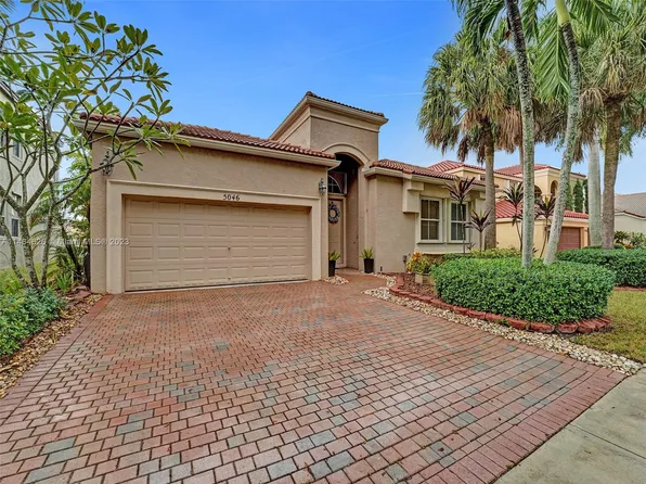 5046 SW 162nd Ave, Hollywood, FL 33027