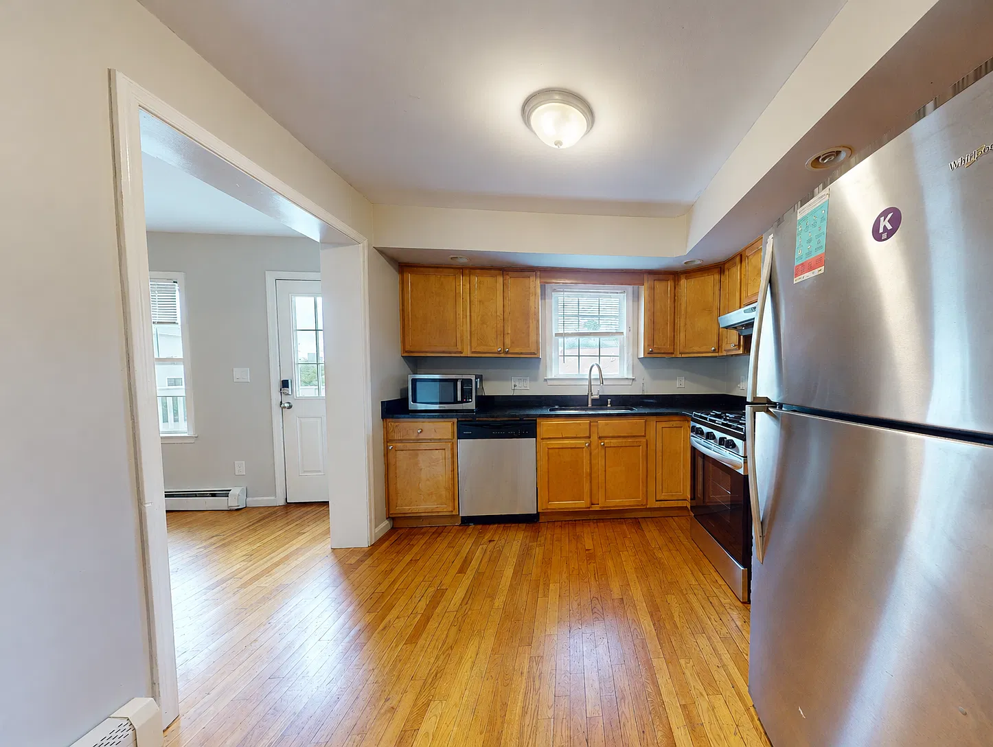 31 Juniper Street — Photo 4