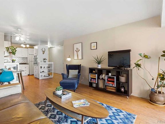4th image of 1121 N Albion St APT 605