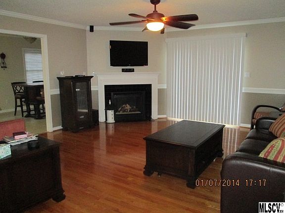 5th image of 12 Candlewood Ct