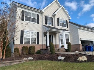 13 Chateau Cir, Marlton, NJ 08053