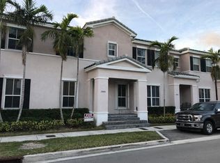 17095 SW 93rd St, Palmetto Bay, FL 33196