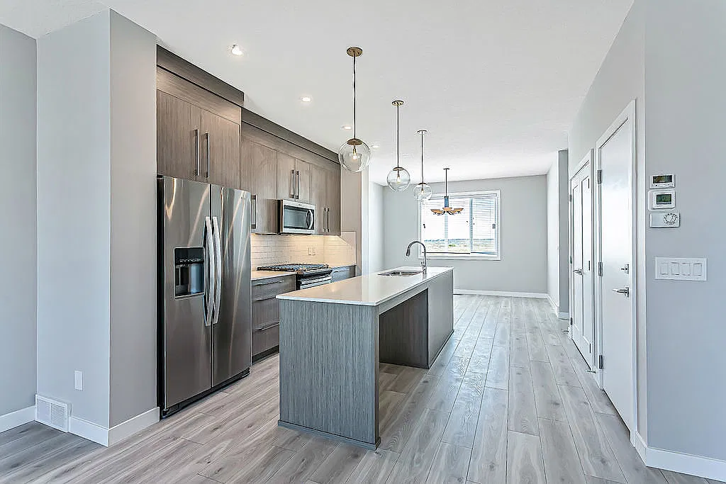 724 Walgrove Blvd SE (CP022A) — Photo 2