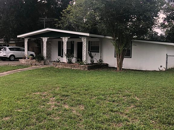 4th image of 1155 Oakview Dr