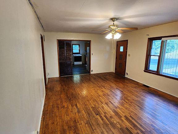 2nd image of 216 Van Buren Ave #A